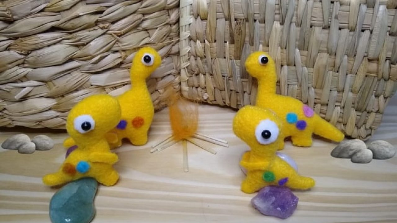 Cómo hacer muñecos dinosaurios - ManualidadesManualidades Cómo hacer muñecos dinosaurios - ManualidadesManualidades